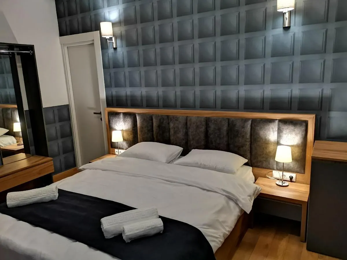3 Rooms Hotel 第比利斯