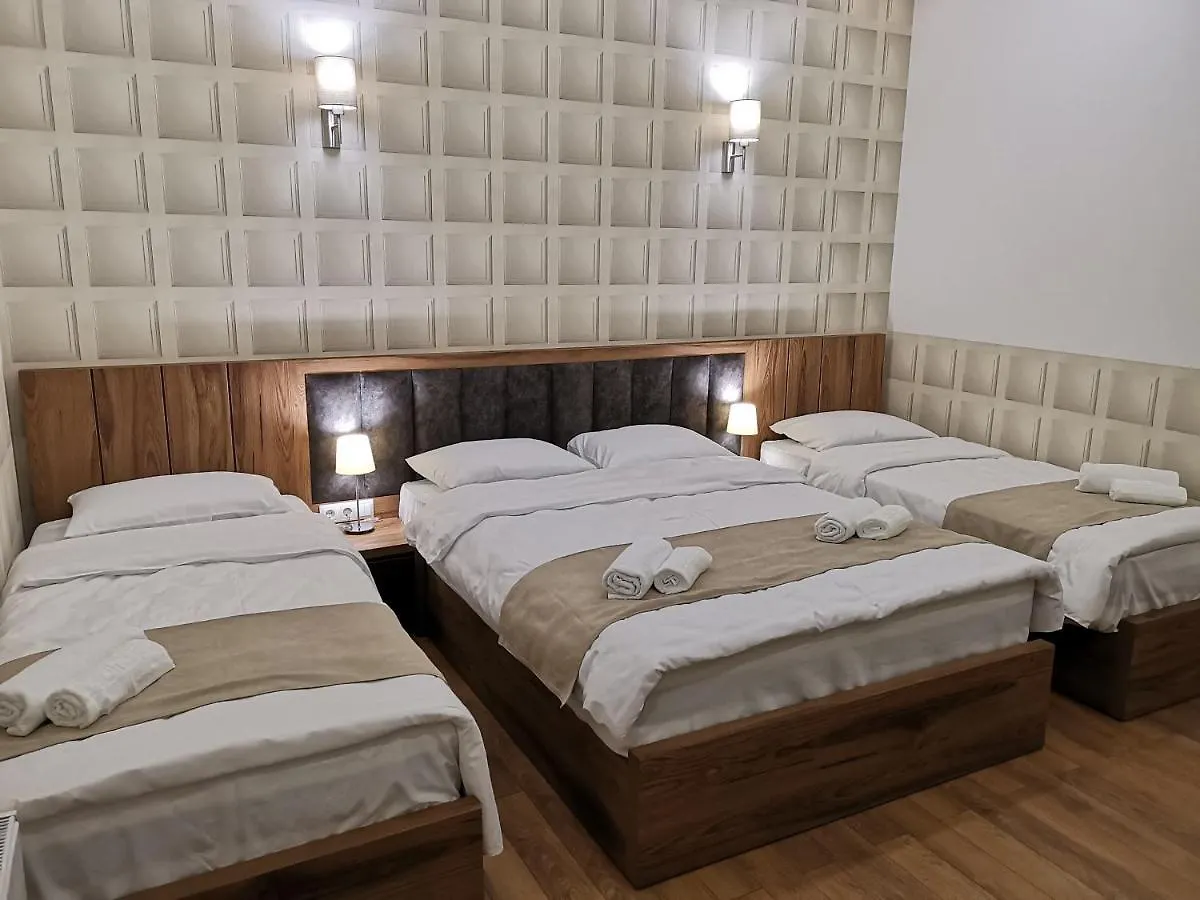 3 Rooms Hotel 第比利斯