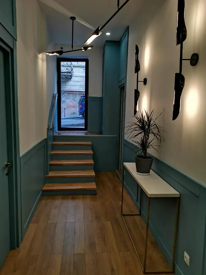 3 Rooms Hotel 第比利斯